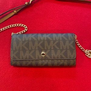 Michael Kors crossbody